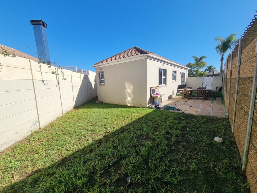 3 Bedroom Property for Sale in Sonstraal Heights Western Cape